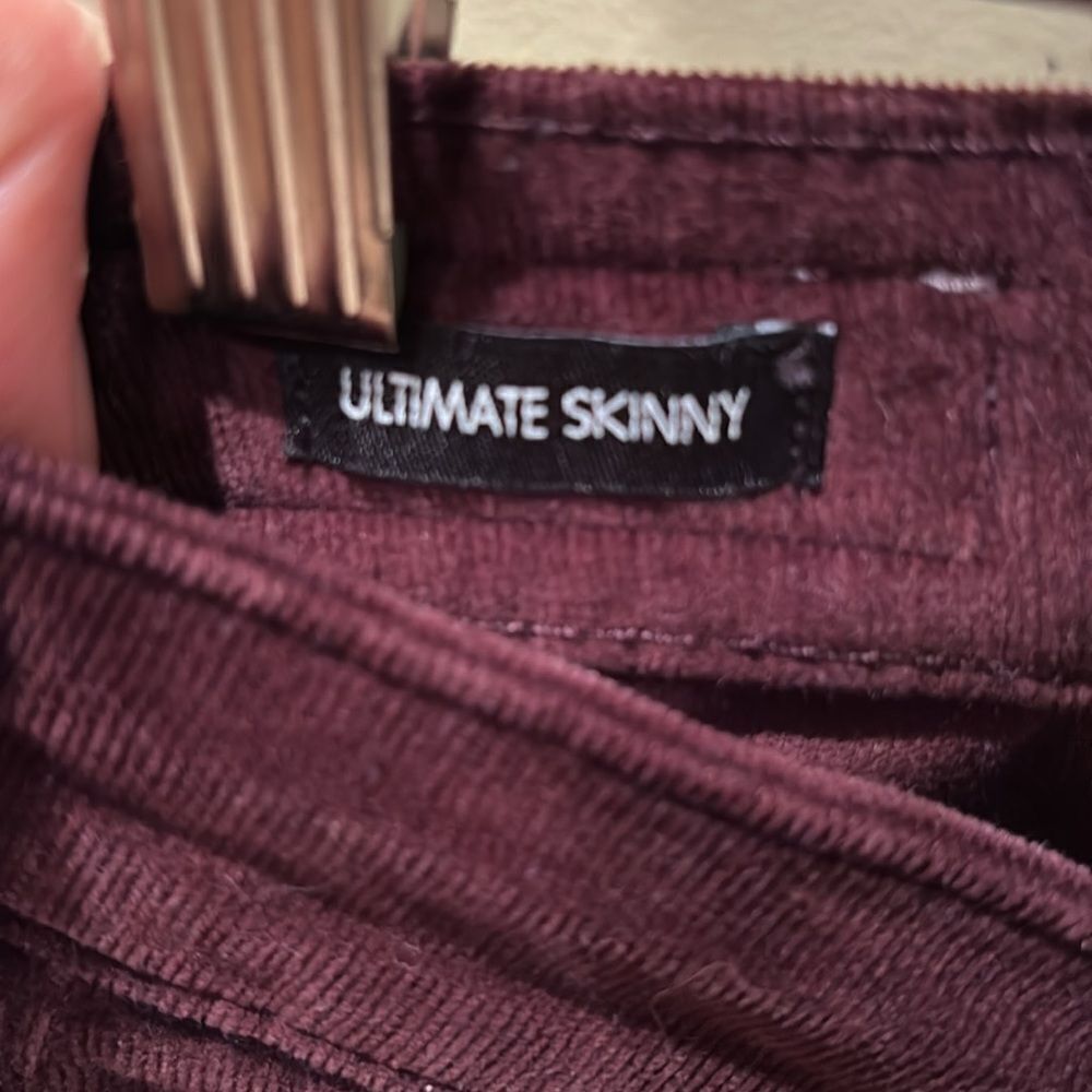 Calvin Klein woman's  burgamdy corduroy pants - Picture 8 of 13